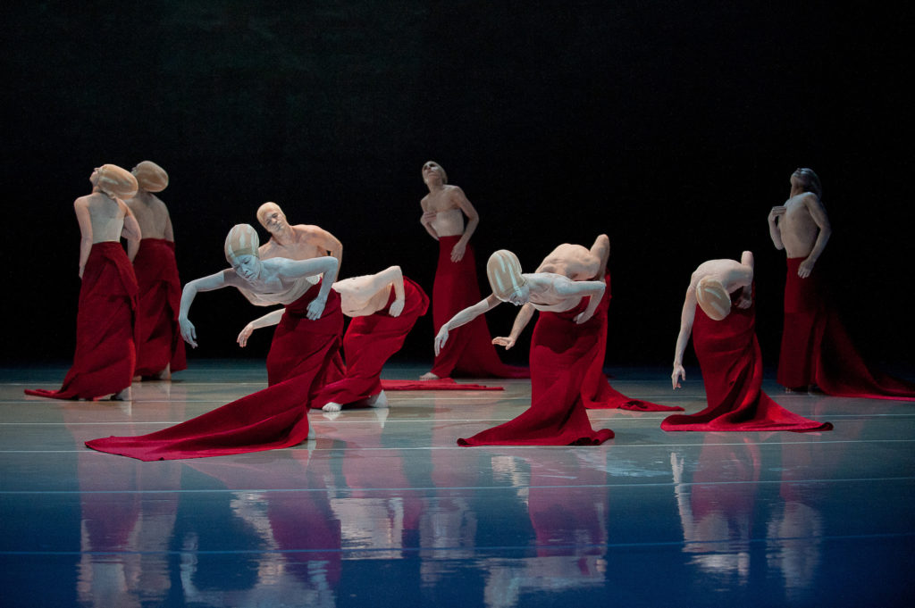 Shen Wei Dance Arts Globe Dancer